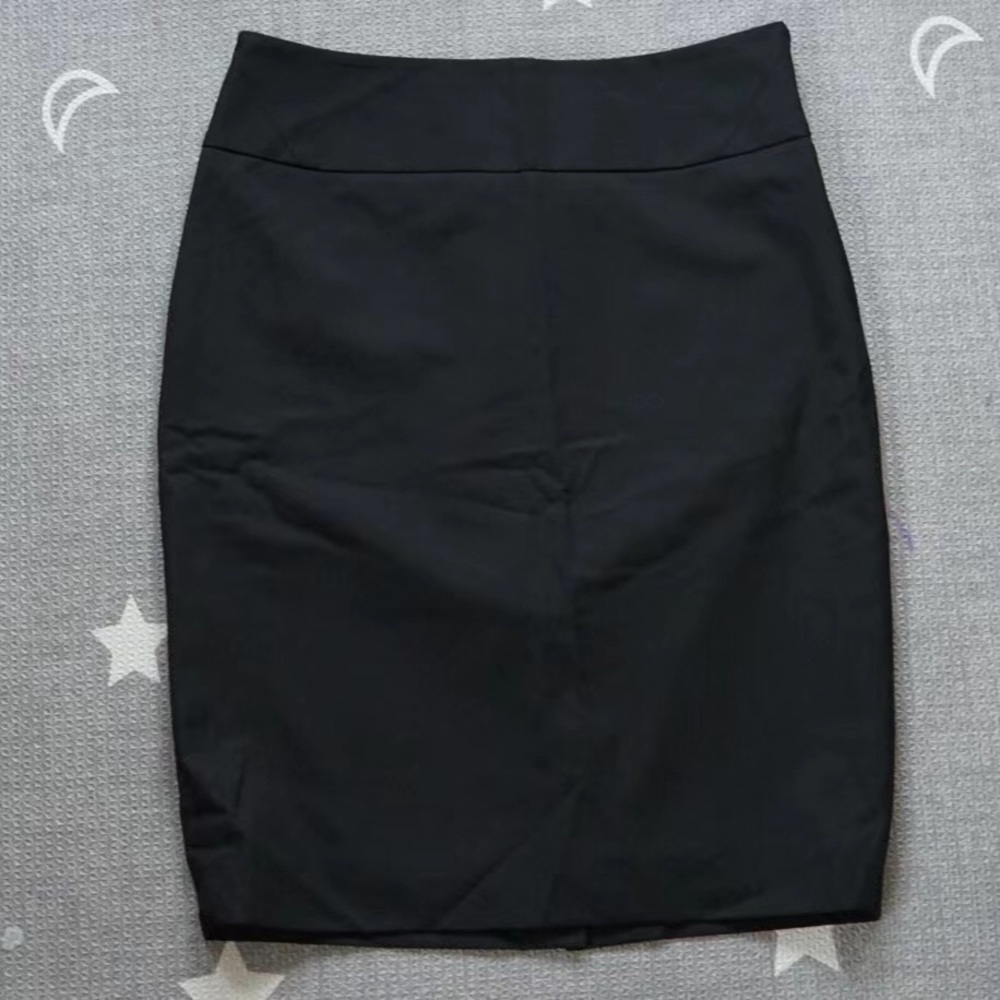 The limited Black Collection Lined Solid Black Mini Pencil Skirt Size 0